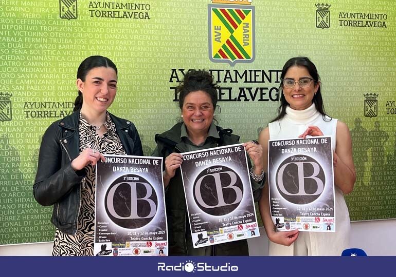 La concejala de Cultura, Esther Vélez, presenta el III Concurso de Danza Besaya junto con