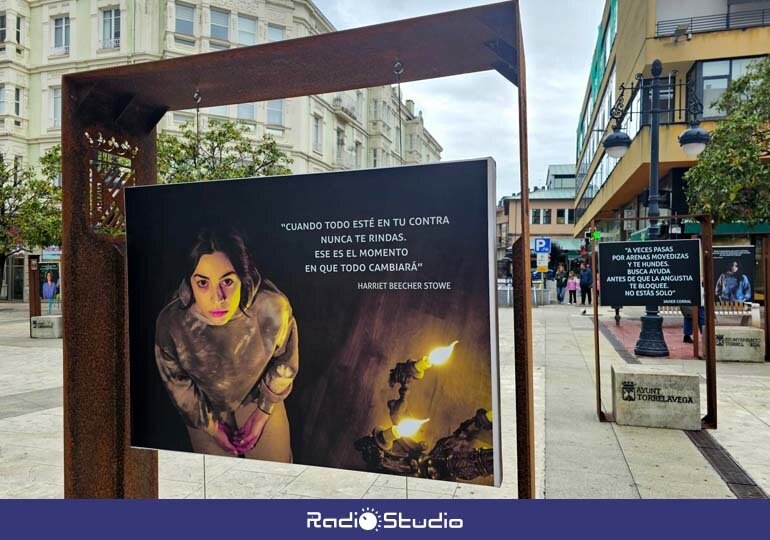 Exposición para visibilizar la prevención del suicidio en el Bulevar Demetrio Herrero