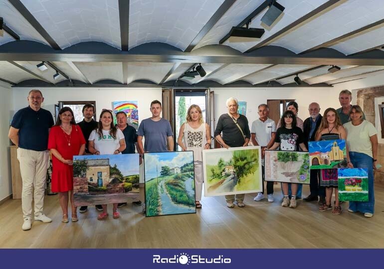 Autoridades, jurado y ganadores del concurso de pintura al aire libre de Polanco