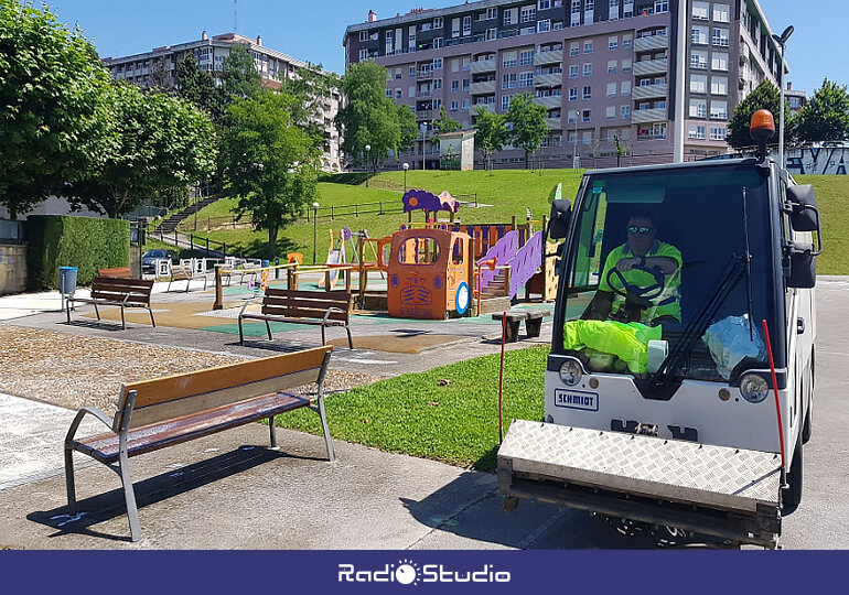 Un parque infantil en Nueva Ciudad, Torrelavega