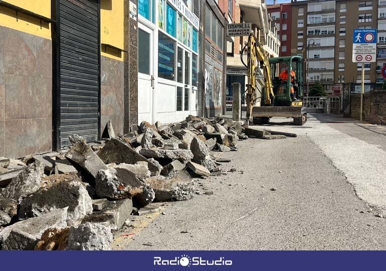 Comienzan las obras en la calle Pintor Modinos | Foto: Radio Studio