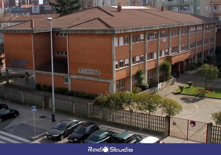 El colegio Fernando de los Ríos es uno de los que cuenta con aula de dos años en Torrelavega