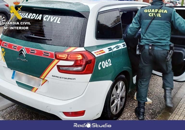 Imagen genérica de un vehículo de la Guardia Civil