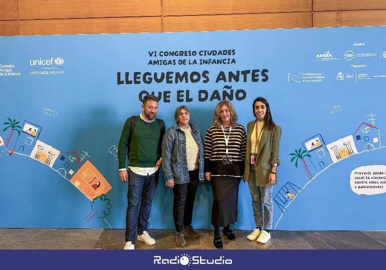 Rosa Díaz durante la firma de la declaración de alcaldes y alcaldesas por una infancia sin violencia | Foto: Ayuntamiento