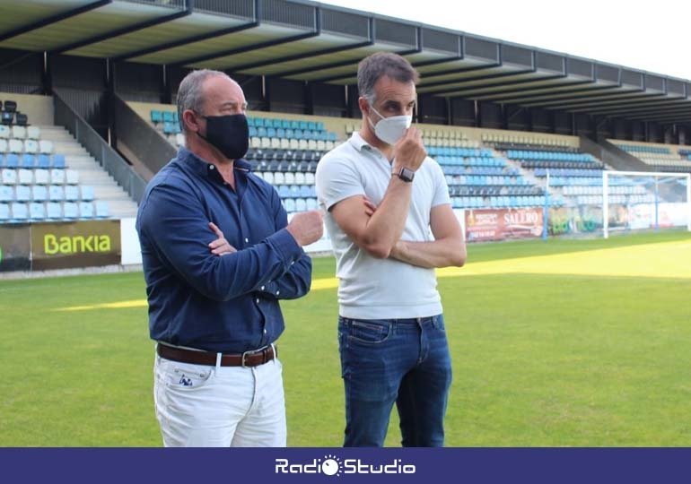 Imagen de archivo de la presentación de Luis Fernando Varela como director deportivo de la Gimnástica en junio de 2021 | Foto: RS Gimnástica