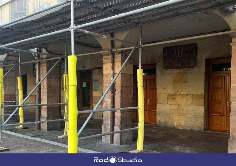 El bar Peña Bolística volverá a funcionar hasta que comiencen las obras de rehabilitación del edificio | Foto: Radio Studio