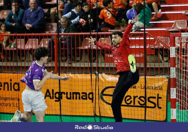 Carlos Calle, una de las figuras del partido ante Guadalajara | Foto: BM Torrelavega