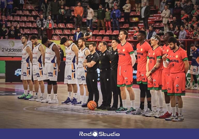 El Grupo Alega rindió homenaje a Arsenio García, 'Senio', fallecido hace unos días | Foto: Ricardo Corpas/GAC