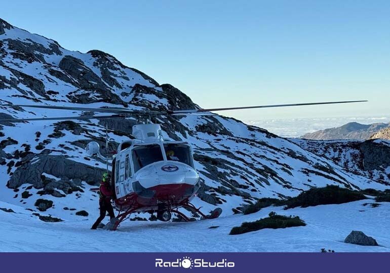 Dispositivo de búsqueda del joven montañero desaparecido en Picos de Europa | Foto: 112