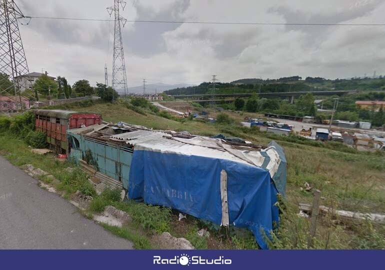 Parcela en Ganzo donde la Policía Local de Torrelavega retiró cinco porcinos abandonados | Foto: Google Maps