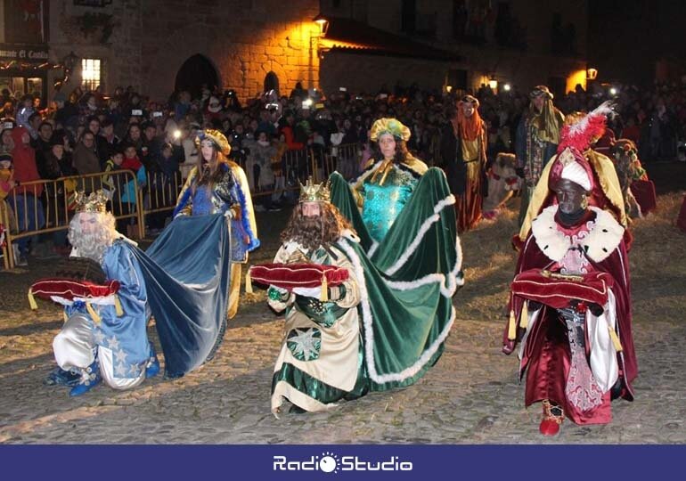 Imagen de archivo de la adoración a los Reyes Magos en Santillana del Mar | Foto: Ayuntamiento