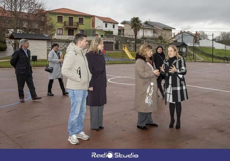 La consejera de Presidencia, Justicia, Seguridad y Simplificación Administrativa, Isabel Urrutia, ha realizado una visita institucional a Polanco | Foto: Gobierno