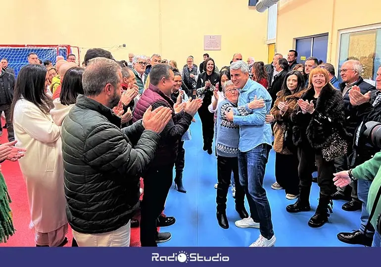 El acto se celebró en el colegio Cervantes.