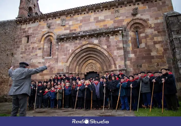 Imagen de archivo de la Ronda Marcera frente a la Iglesia de  Santa María de Yermo | Foto: Ayuntamiento