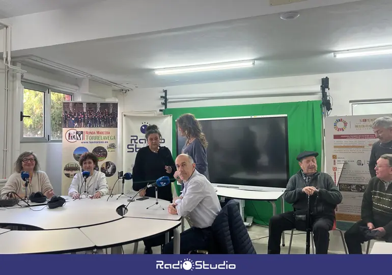 Hoy nuestro magazine Plaza Mayor, lo hemos realizado desde el instituto de Secundaria Zapatón de Torrelavega. Hemos hablado de Las Marzucas